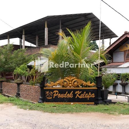 Pondok Kelapa Homestay Lampung Mitra Reddoorz Bandar Lampung Exterior foto